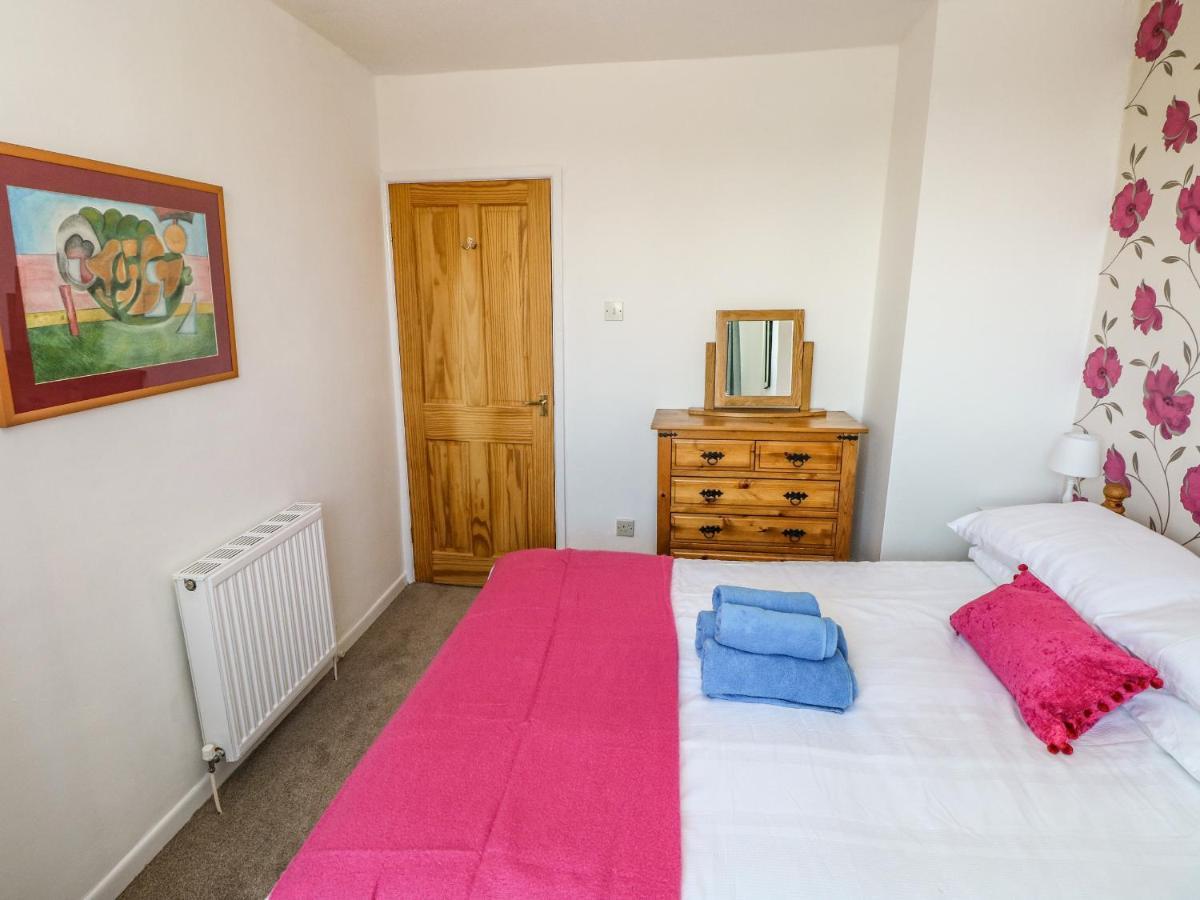 53 St Brides View Villa Haverfordwest Exterior photo